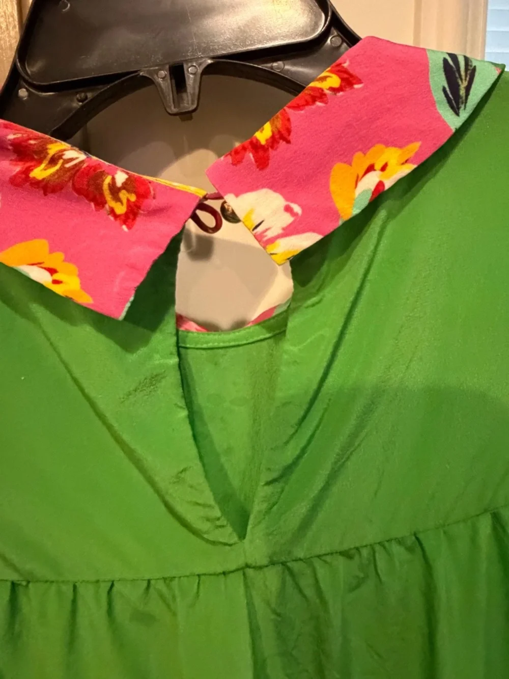 Green Short-Sleeve Top with Pink Floral Collar Kate Spade
